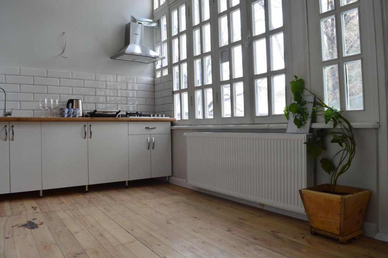 Woodmood Hostel Tbilisi Luaran gambar