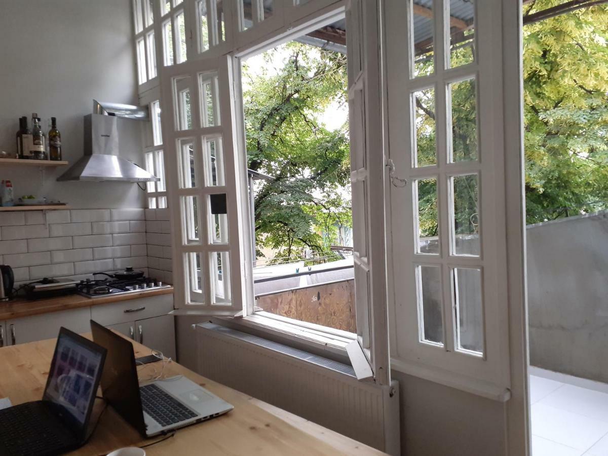 Woodmood Hostel Tbilisi Luaran gambar